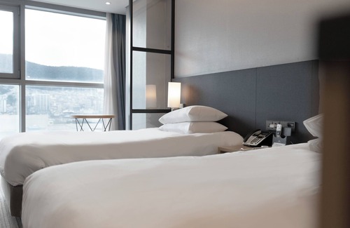 Yeongdo Hotel | North Harbor Hotel Busan