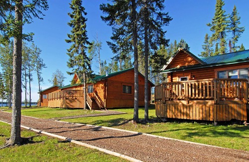 Ilford Complejo | North Haven Resort is Canada's Premier Five-Star Trophy Fishing Fly-In Resort.