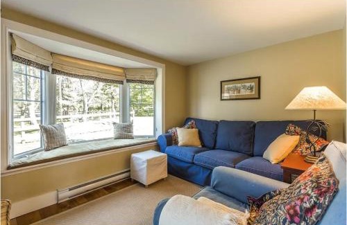 Lac-Brome Casa | North House - Lovely Lac-Brome 3 Bedroom Lakefront Cottage