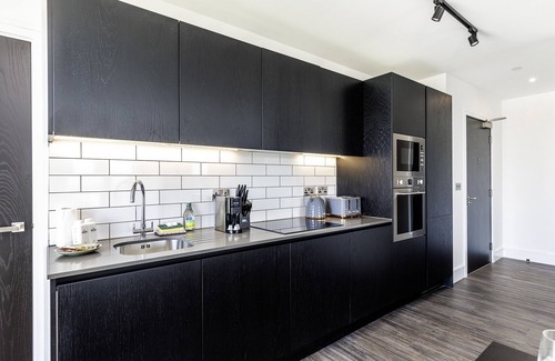 College Park and Old Oak Apartamento | North Ken III - 1-Bedroom+Balcony+Concierge