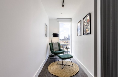 College Park and Old Oak Apartamento | North Ken IV - 1-Bedroom+Daybed+Balcony+Concierge
