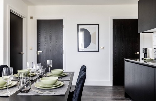 College Park and Old Oak Apartamento | North Ken V - 2Bedroom+1Bathroom+Balcony+Concierge