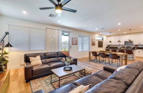 North Las Vegas Casa | North Las Vegas Home w/ Pool & Spa: Dogs Welcome!