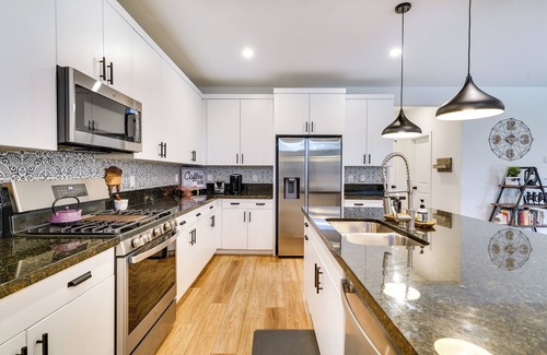 North Las Vegas Casa | North Las Vegas Home w/ Pool & Spa: Dogs Welcome!