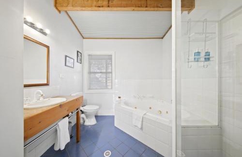 Pokolbin Casa | North Lodge Highland Cottage