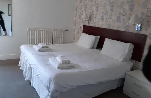 Skegness Hotel | North Parade Seafront Accommodation
