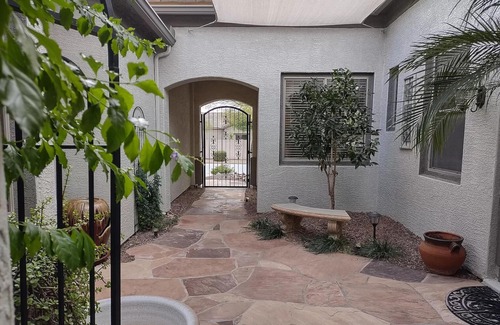 Tramonto Casa | North Phoenix oasis with heated saltwater pool.