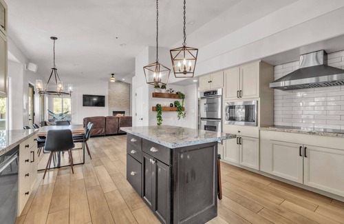 North Scottsdale Casa | Oasis Escape with Hot Tub and Pool
