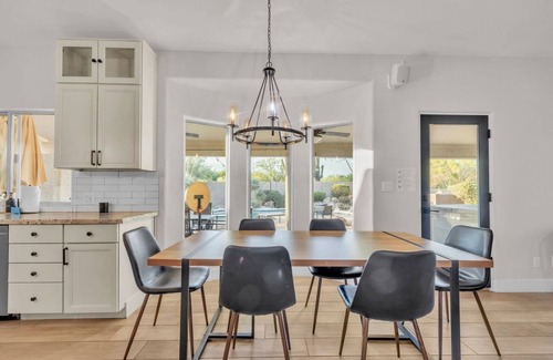 North Scottsdale Casa | Oasis Escape with Hot Tub and Pool