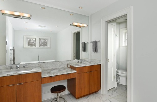 Winnetka Casa | North Shore 4 bedroom home near New Trier Schools