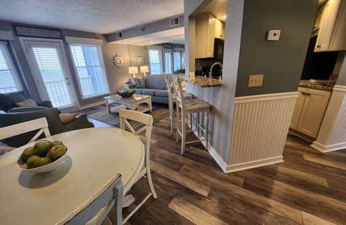 Traverse City Condominio | North Shore Inn Traverse City - Unit 204