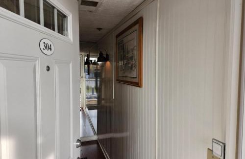 Traverse City Casa | North Shore Inn TC 304