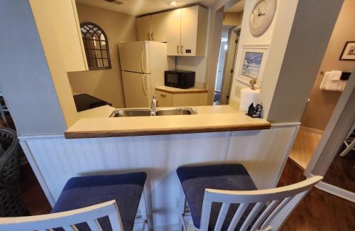 Traverse City Casa | North Shore Inn TC 304