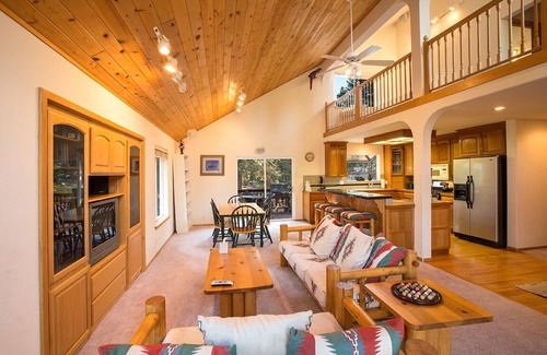 Kings Beach Casa | North Shore Lake Tahoe - Cerca de la estación de esquí y la playa