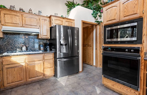 Fawnskin Casa | North Shore Lakefront - 6 Bedroom Lakefront - Game Room, Views, AC