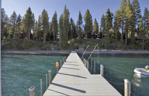 Lake Forest Casa | North Shore Lakeside Condo #8 by Tahoe Getaways - Updated 3 Story Condo Near Palisades Resort w HOA!