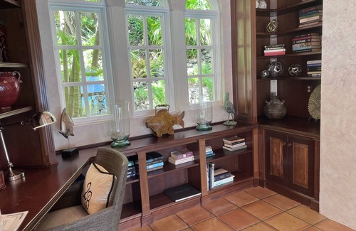 Maho Bay Quarter Villa | Impresionante ubicación frente al mar en la costa norte con vistas asombrosas del agua clara