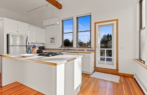 North Truro Casa | North Truro Bay View Contemporary