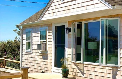 North Truro Casa | North Truro Pet-friendly home, near Secluded Beach