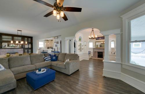 Cape May - Wildwood Casa | North Wildwood Home with Porch about 3 Blocks to Beach!