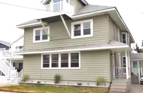 Cape May - Wildwood Casa | North Wildwood SEA UNICORN 6B, private backyard oasis YOU'LL NEVER WANT TO LEAVE