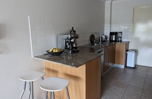 Sydney Apartamento | Northern Beach Entire Flat Available, walk to beach & lake