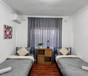 Campbellfield Apartamento | Northern Home-Close to Airport, Walk to Train