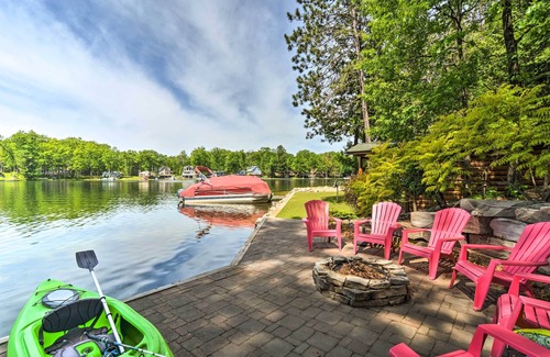 Lake George Cabina | NUEVO Waterfront Lake Cabin w / Boat Dock & Fire Pit!