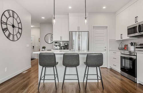Cochrane Casa | Northern Reflections | Mini Nordic Spa | Game Room