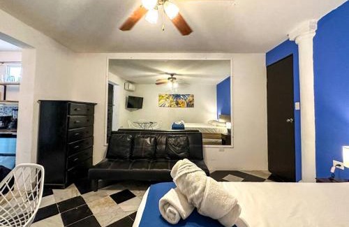 Colonia Campestre Apartamento | Northern zone with pool and billar-Cobalto