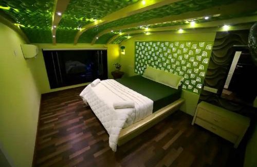 Alappuzha Alquiler De Eote | Northstar 4 Bedroom Ac Private Houseboat With All Meals