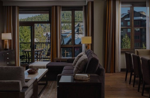Truckee Complejo | NorthStar Lodge at Lake Tahoe in walking distance to ski lifts!