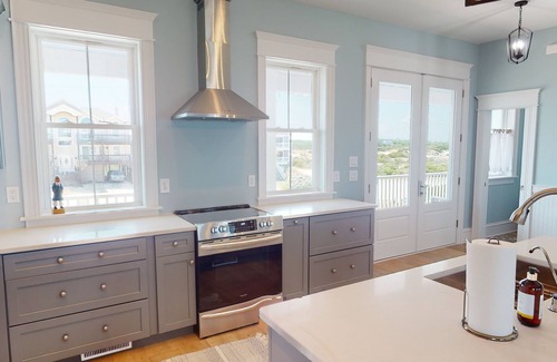 Carova Beach Casa | Northwind New home Oceanfront / pool, hot tub Astounding Views! 4x4 required