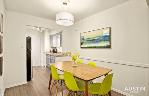 Westfield Apartamento | Walk to the Golf Course! 2BD Apt + Pool + Parking