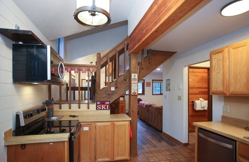 Blue River Chalet De Esquí | Norway Cabin Summary: