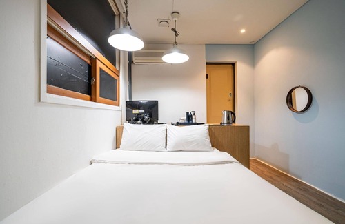Noryangjinil-tong Hotel | Noryangjin Brick 12
