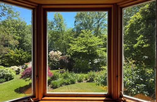 Halifax Casa | Nostalgic Enchanting Home