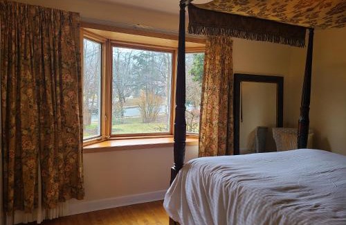 Halifax Apartamento | Nostalgic Enchanting Home
