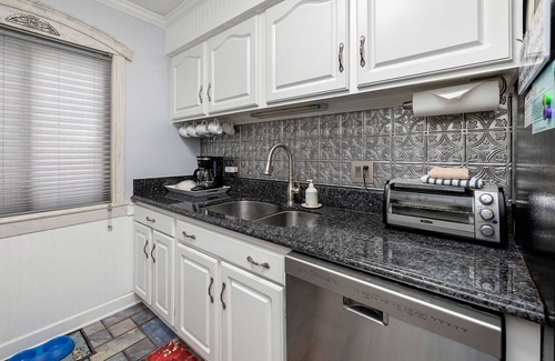 Demere Park Condominio | Completamente renovado! ¡No es tu paseo marítimo promedio! SSI