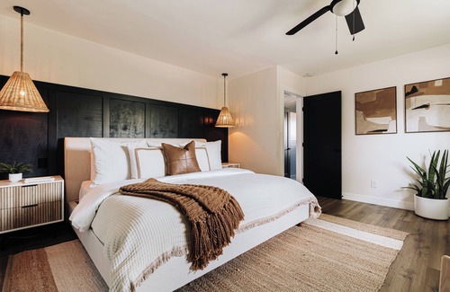 Point Loma Heights Casa | Nothin' Like Nimitz w/ Hot Tub, EV Charger + More
