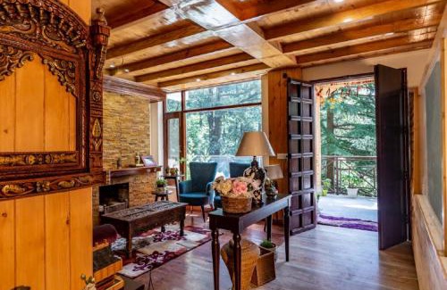 Dalhousie Casa | NotOnMap- Cedar House
