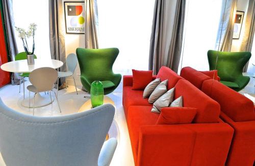 Sorbonne Apartamento | Notre Dame In Full Colors
