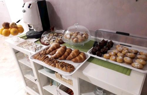 Melfi Cama Y Desayuno | Notti Rosa B&B