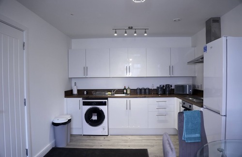 Nottingham Apartamento | Nottingham Brand New 1BR Apt w/ Full Kitchen City