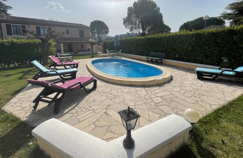 Saint-Etienne-du-Gres Casa | Nouvelle Annonce! Rez-de-chaussée Privatif - Alpilles - Piscine