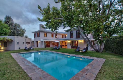 Constantia Casa | Nova Constantia Boutique Residence