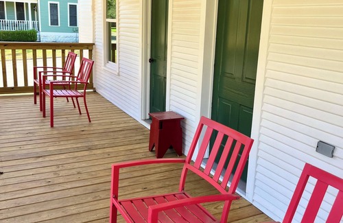 Shiner Casa | Novak Farmhouse - located 3 blocks from the Shiner Brewery