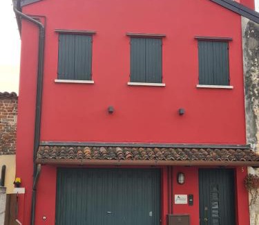 Noale Casa | Novalesi Red House