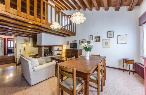 Noale Casa | Novalesi Red House