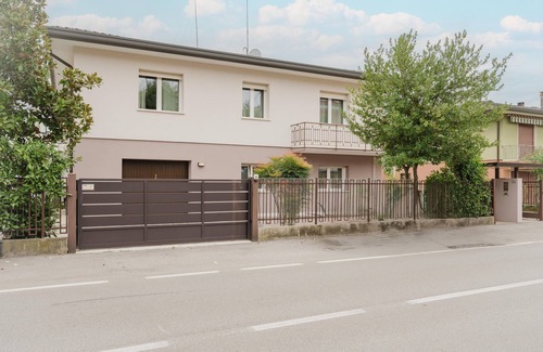 Noale Apartamento | Novalesi Vintage interior 2 (just 20 minutes from Venice)